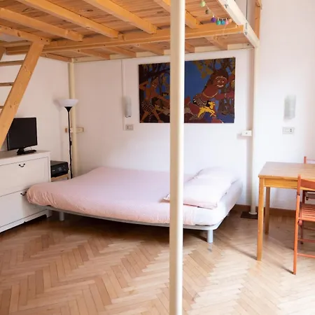 Πανσιόν La Casa Della Zia *