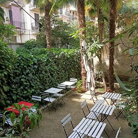 La Casa Della Zia בית הארחה *